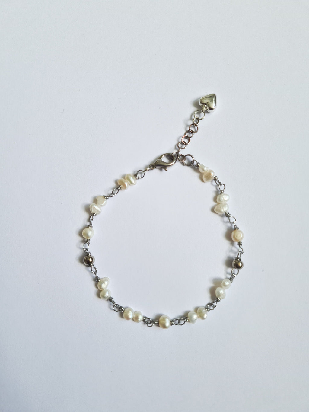 Armband med sötvattenpärlor