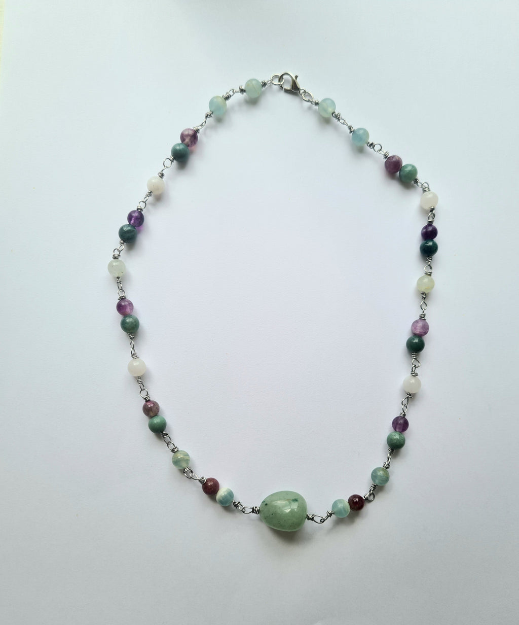 Handmade Wire-Wrapped Gemstone Necklace with Green Heart Stone